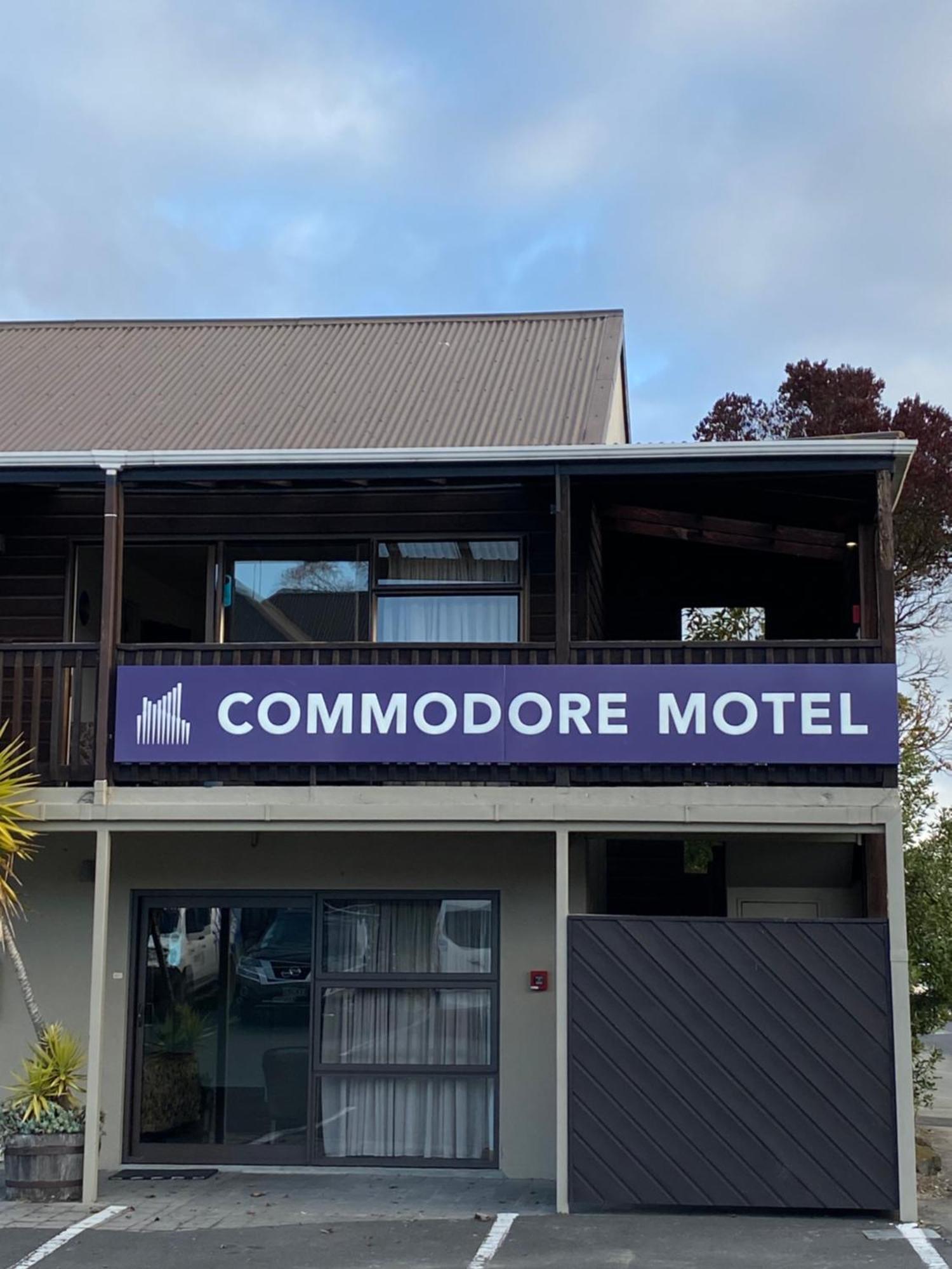 Commodore Motel Данідін Екстер'єр фото
